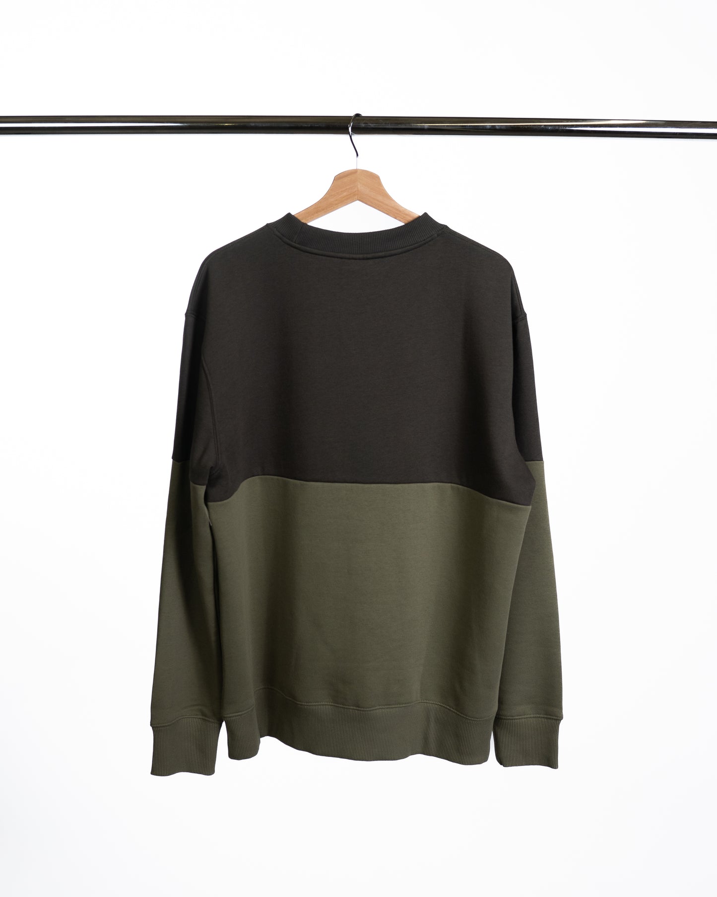 Murus Viridis Colorblock Crewneck
