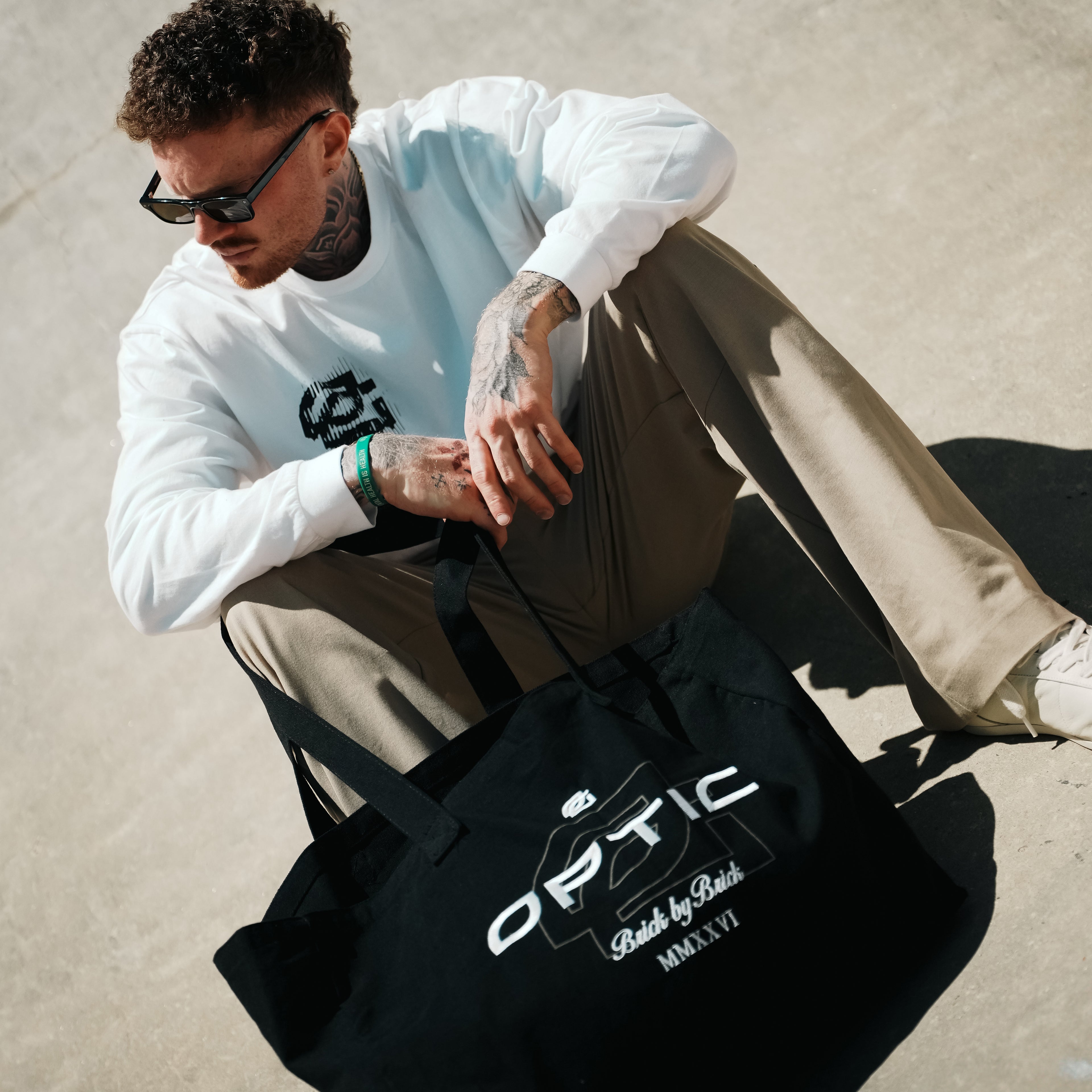 OpTic Tote Bag