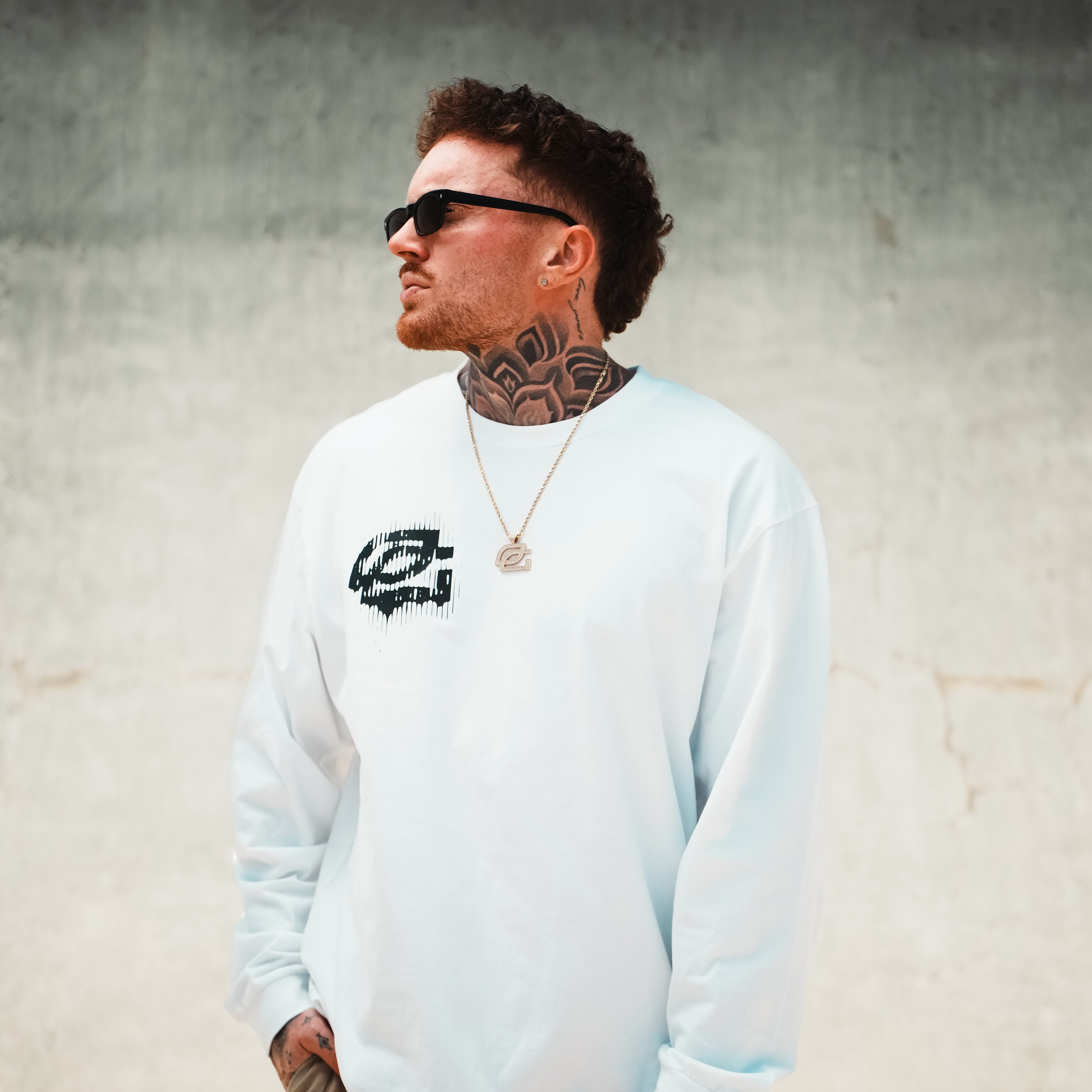 White Distorted Oversize Long Sleeve – OpTic