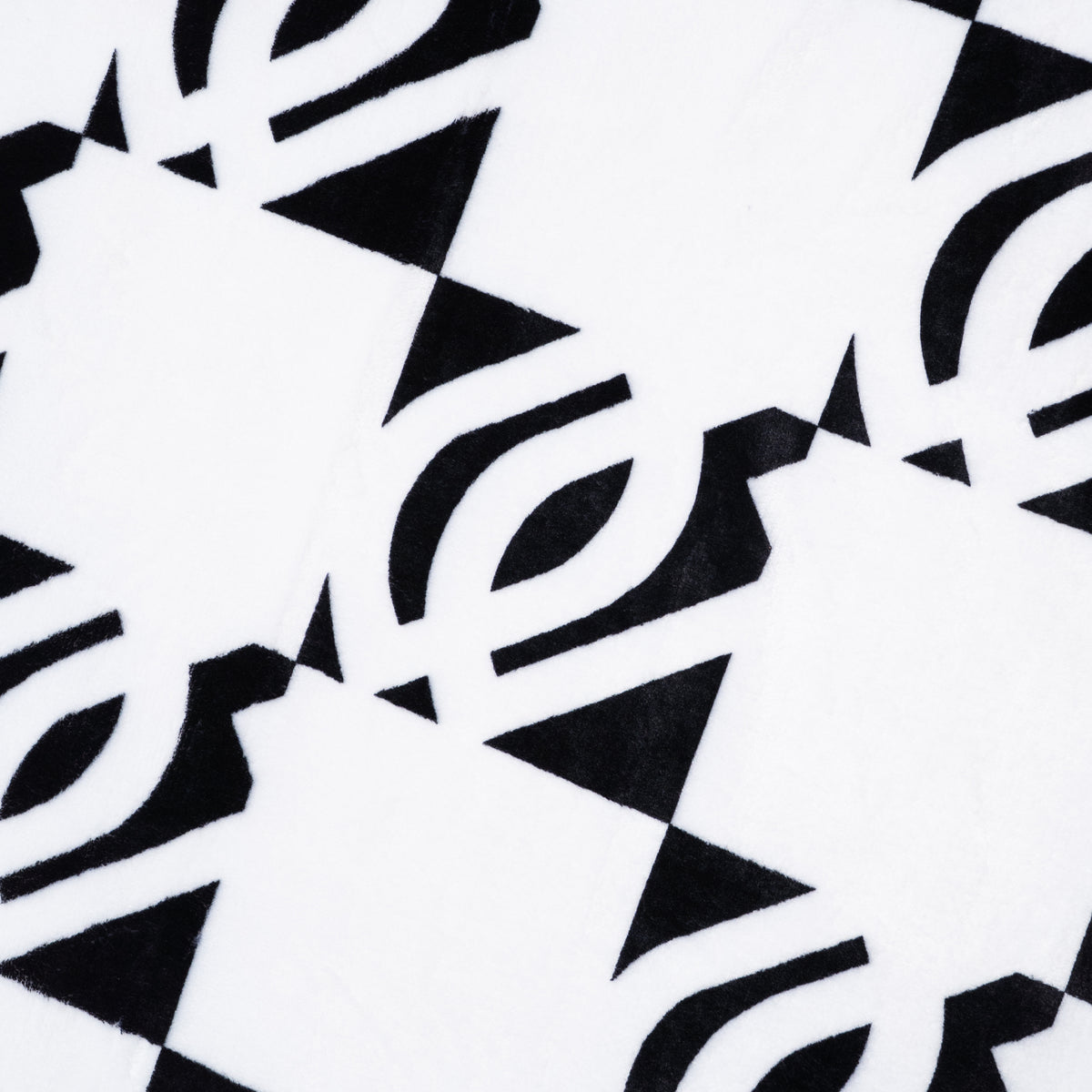 OpTic B&W Blanket