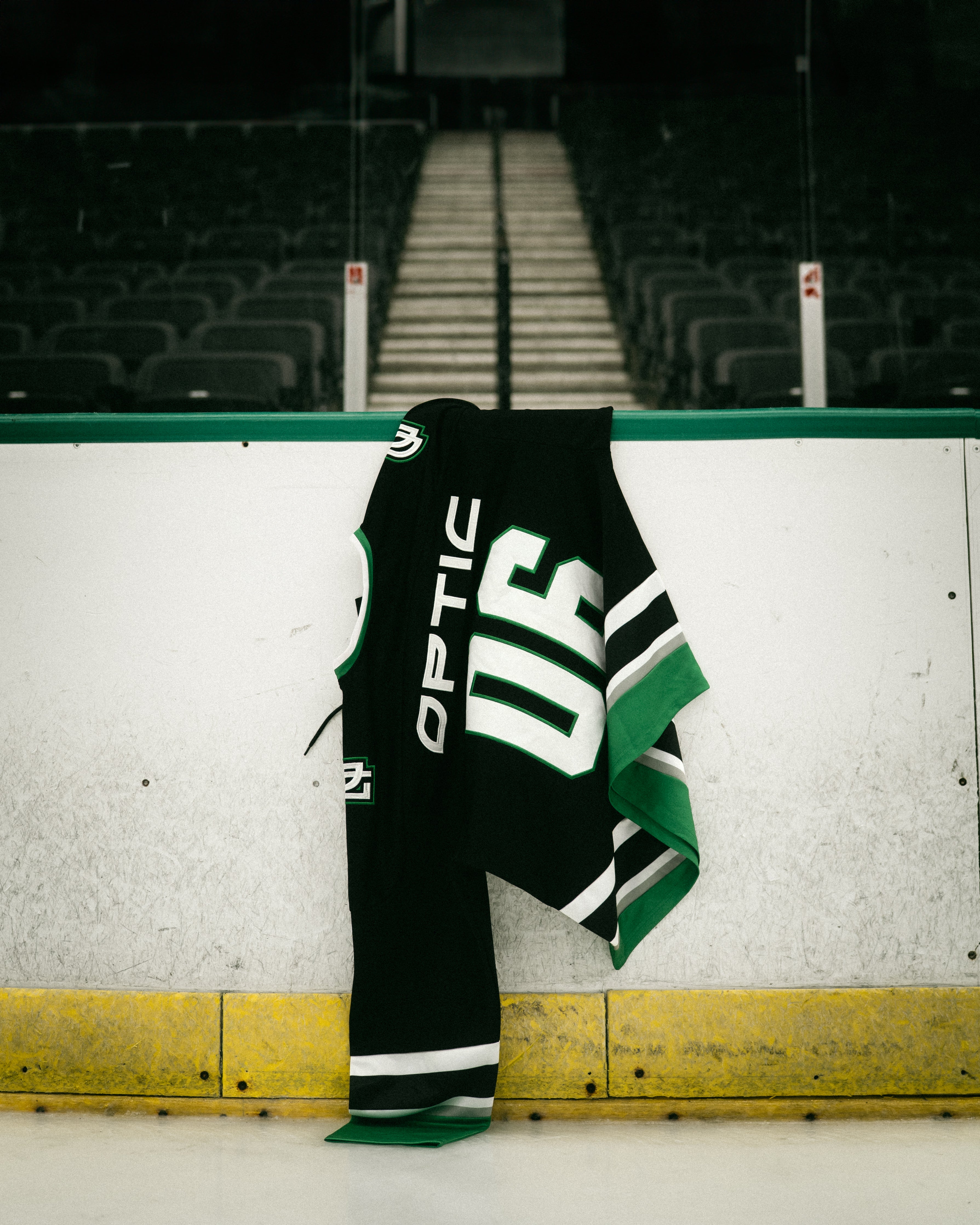 OpTic x Dallas Stars Jersey/Game Night