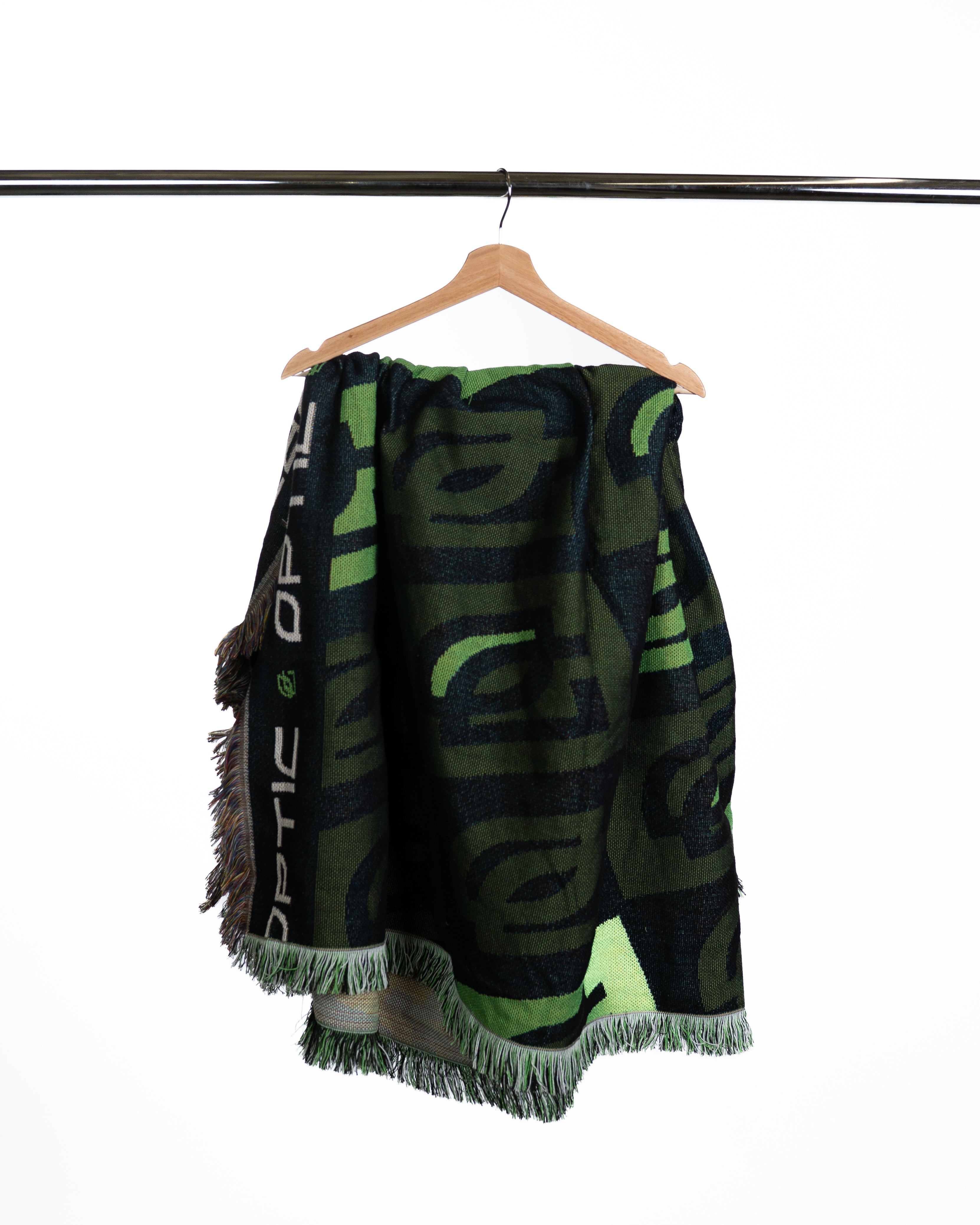 OpTic Throw Blanket in Fern